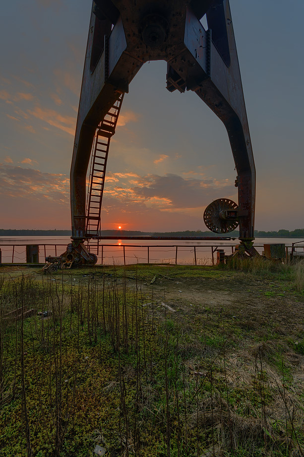 /media3/files/chernobyl/dockside_crane01/photo/02.jpg