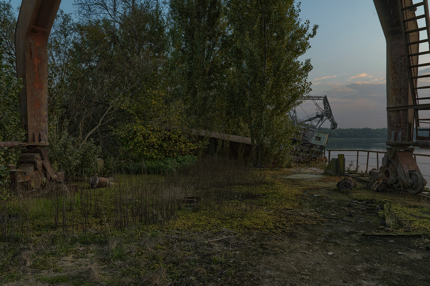 /media3/files/chernobyl/dockside_crane01/photo/07.jpg