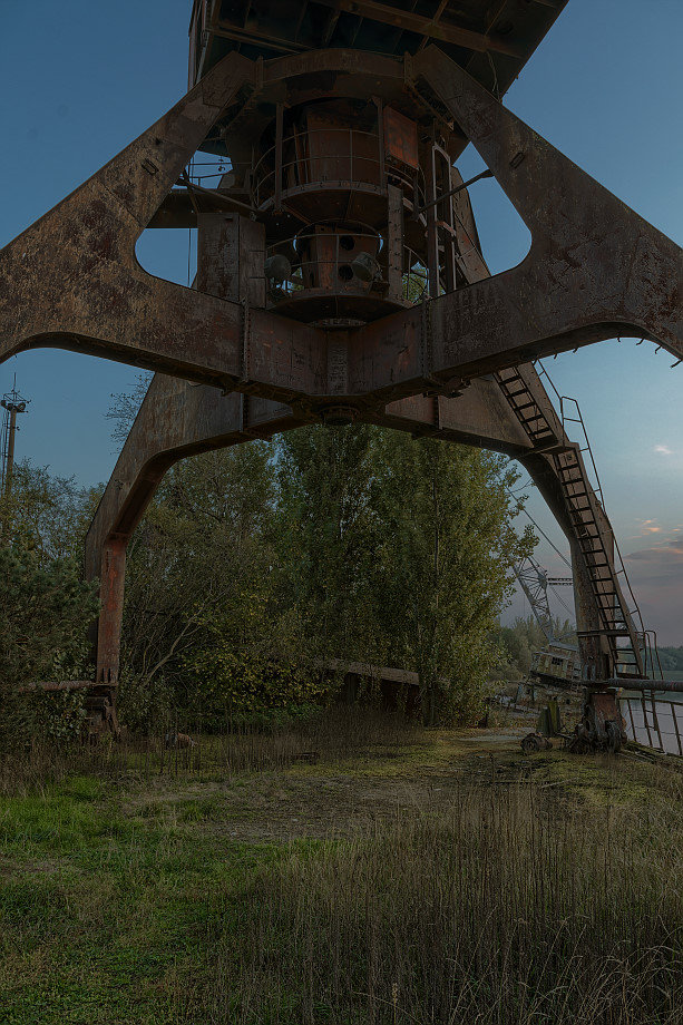 /media3/files/chernobyl/dockside_crane01/photo/14.jpg