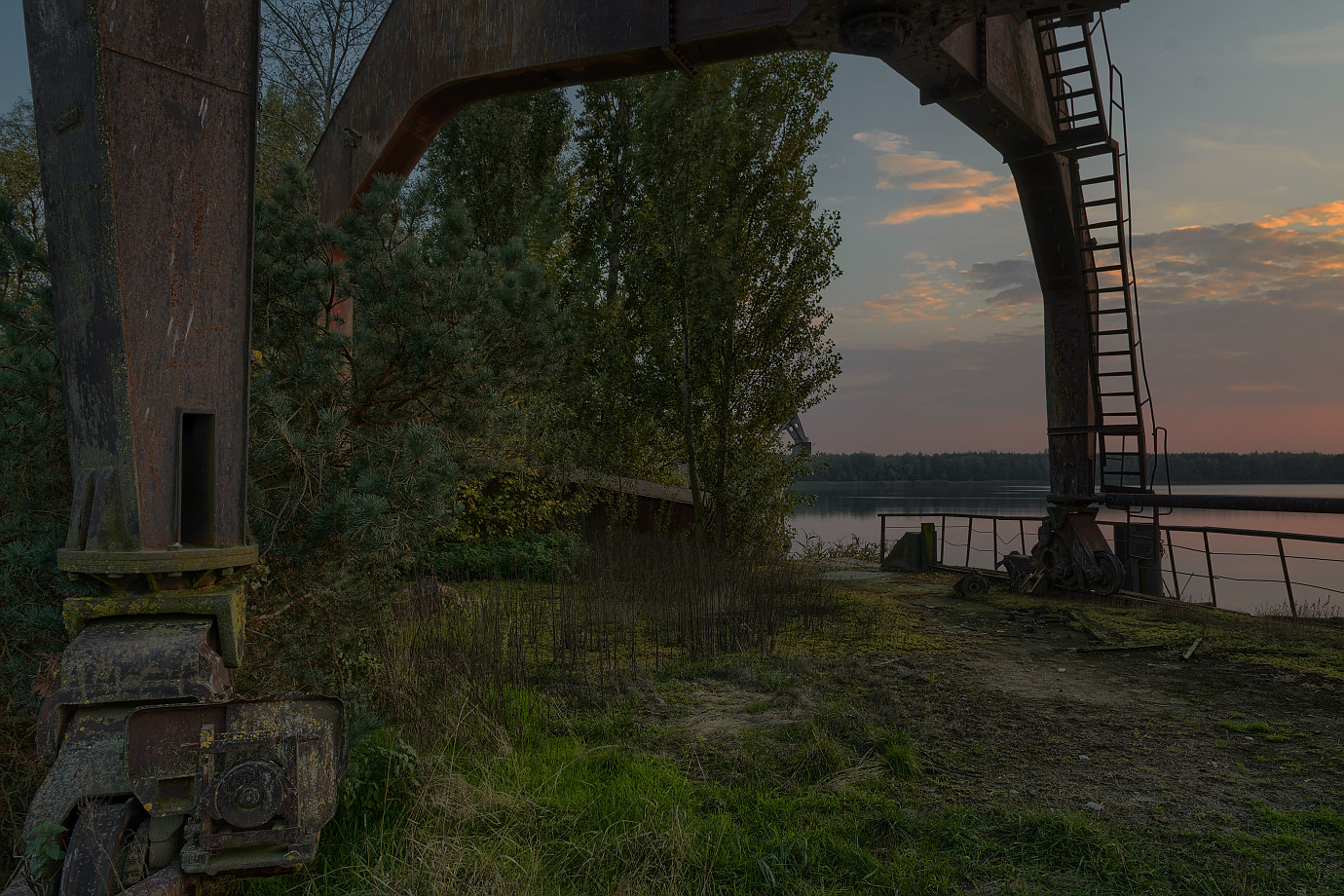 /media3/files/chernobyl/dockside_crane01/photo/27.jpg