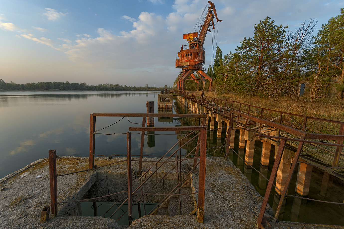 /media3/files/chernobyl/dockside_crane02/photo/20.jpg