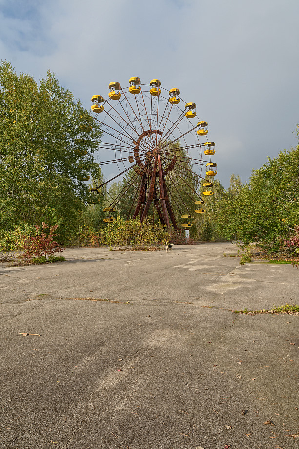 /media3/files/chernobyl/ferris_wheel01/photo/02.jpg