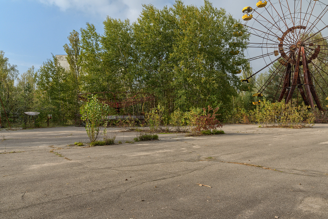 /media3/files/chernobyl/ferris_wheel01/photo/04.jpg
