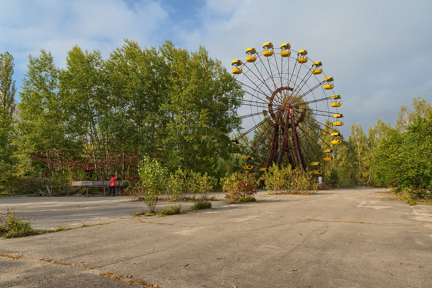 /media3/files/chernobyl/ferris_wheel01/photo/10.jpg