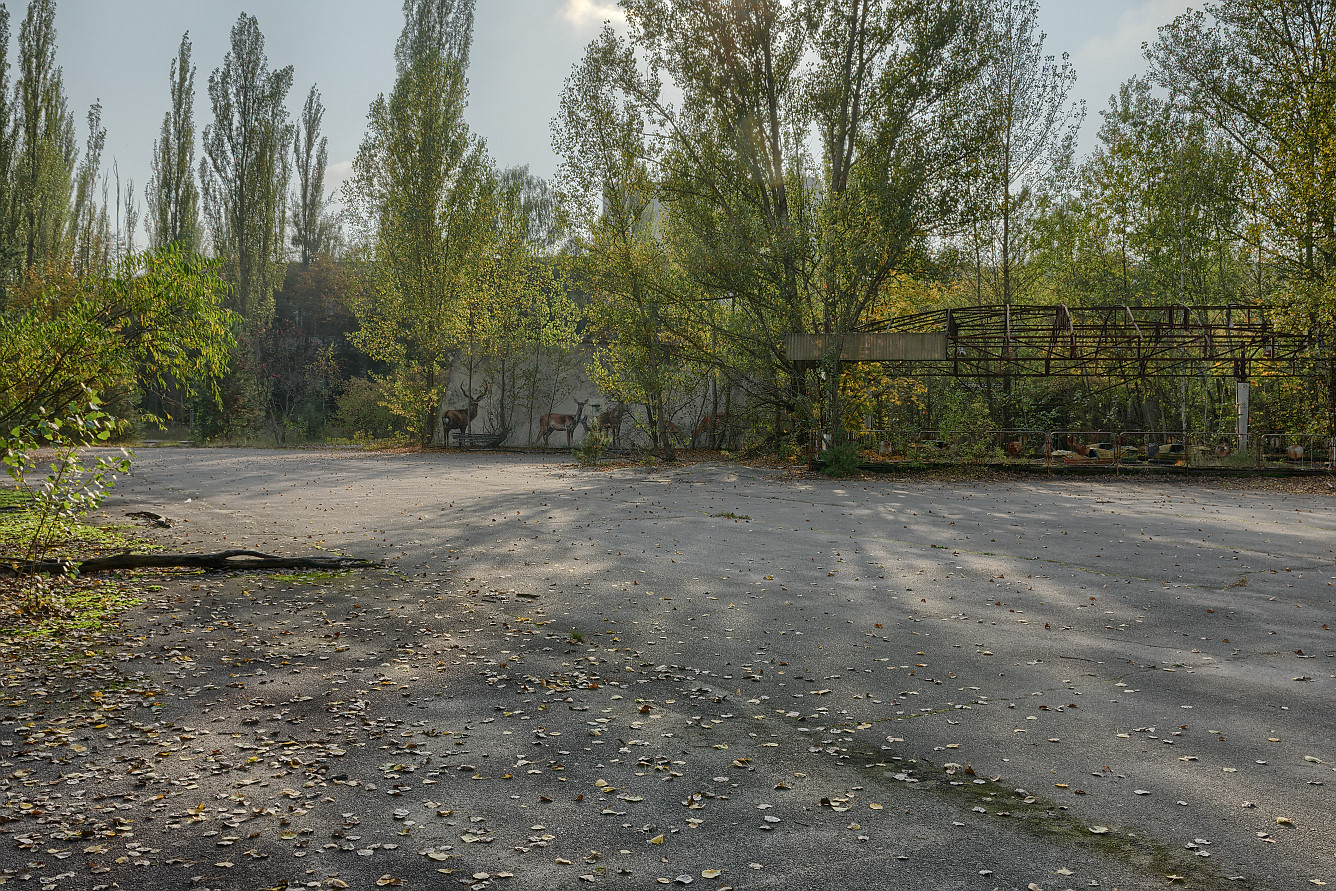 /media3/files/chernobyl/ferris_wheel02/photo/14.jpg