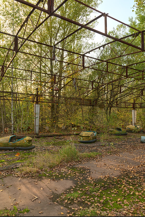 /media3/files/chernobyl/ferris_wheel03/photo/11.jpg