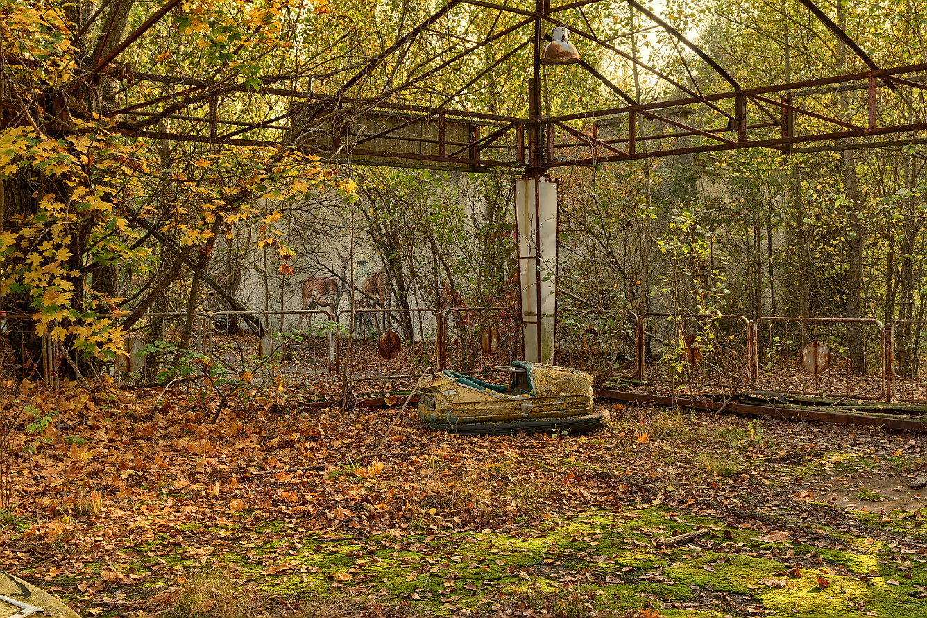 /media3/files/chernobyl/ferris_wheel03/photo/14.jpg